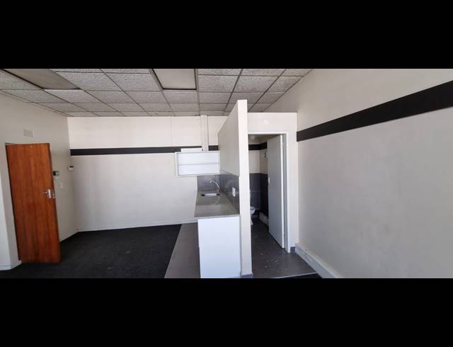 340M² OFFICE TO LET IN KRUGERSDORP CENTRAL